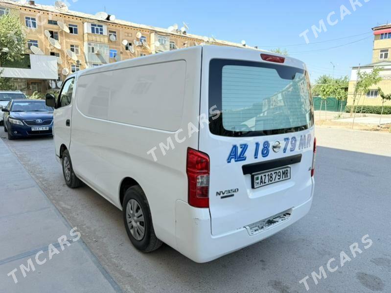 Toyota Hiace 2017 - 350 000 TMT - Mary - img 5