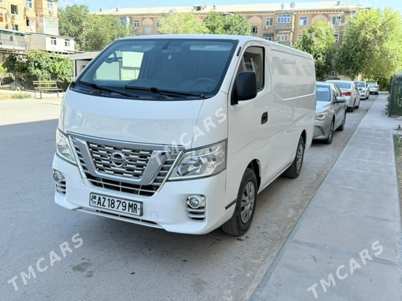 Toyota Hiace 2017 - 350 000 TMT - Mary - img 4