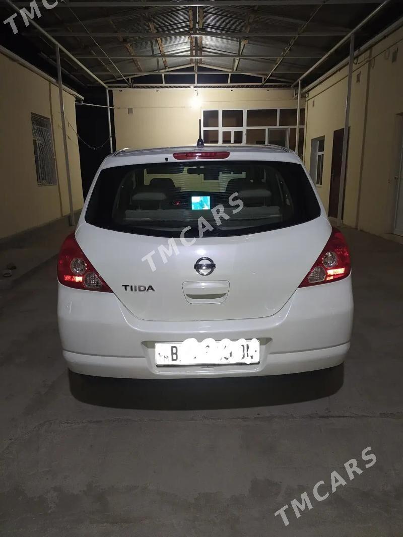 Nissan Tiida 2006 - 120 000 TMT - Балканабат - img 3