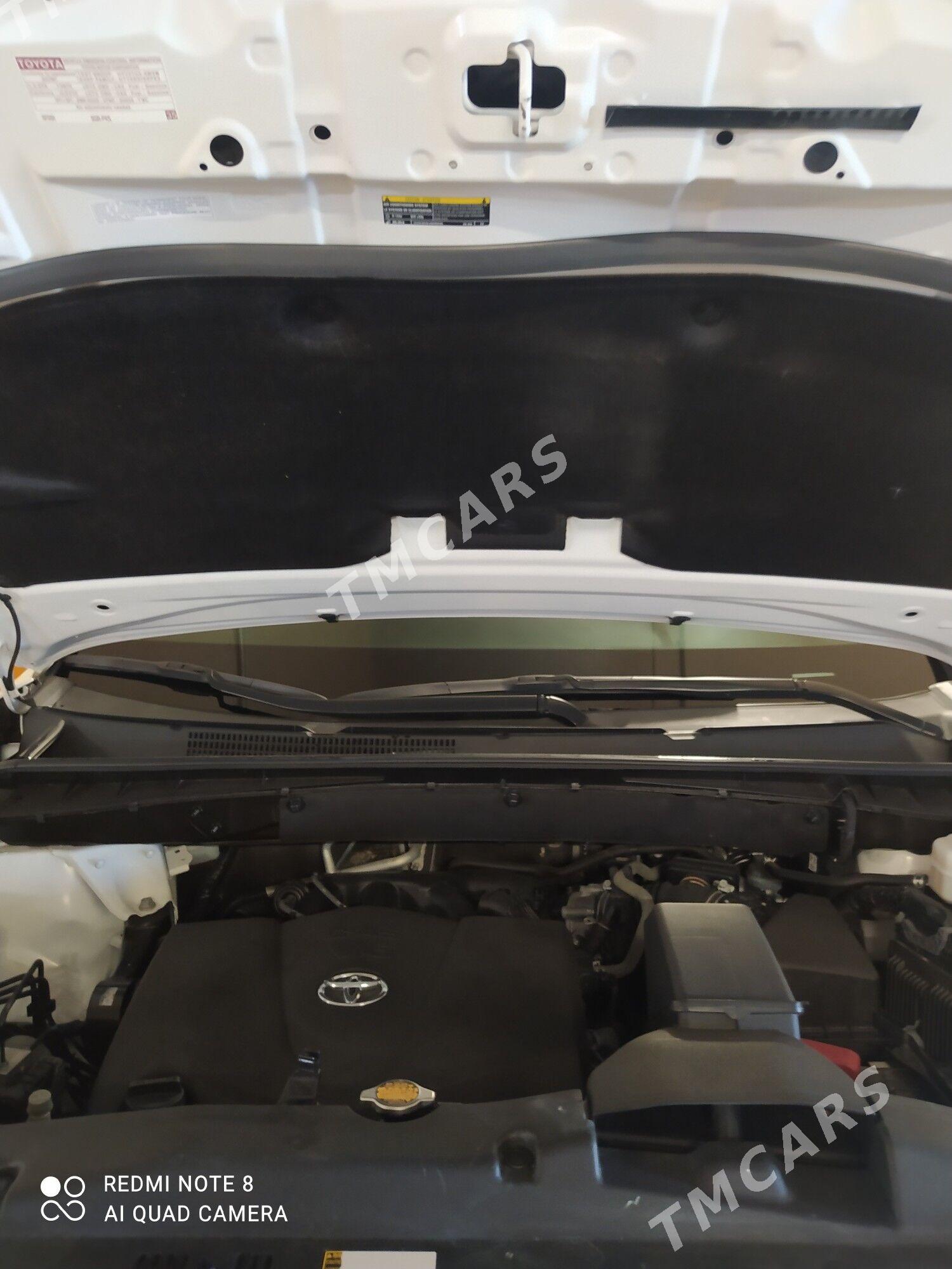 Toyota Highlander 2018 - 540 000 TMT - Parahat 1 - img 4