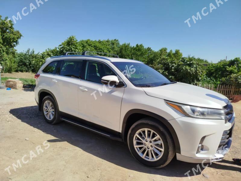 Toyota Highlander 2017 - 350 000 TMT - Мары - img 3