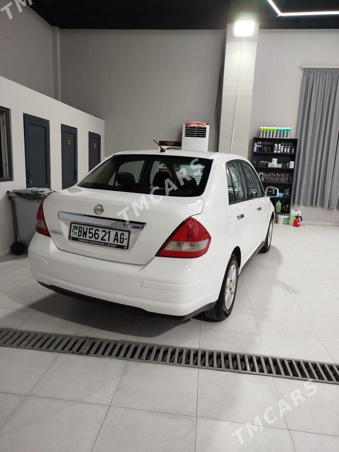 Nissan Versa 2010 - 136 000 TMT - Aşgabat - img 4