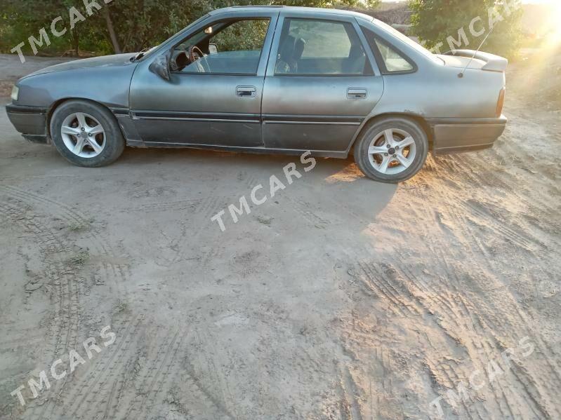 Opel Vectra 1991 - 15 000 TMT - Sakar - img 3