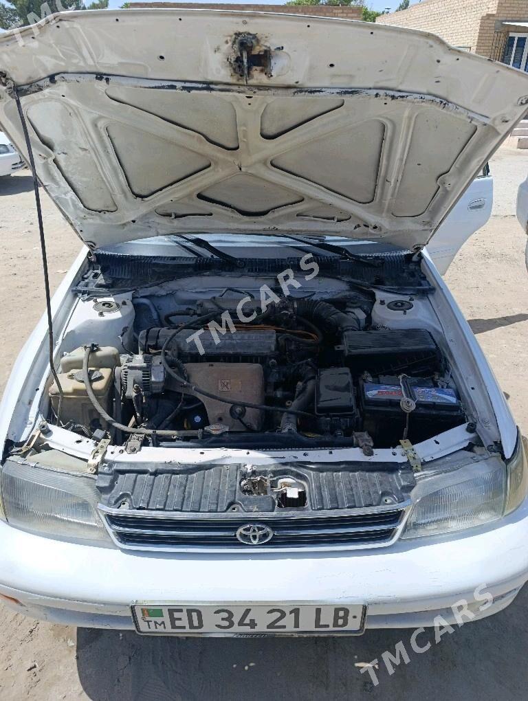 Toyota Corona 1995 - 30 000 TMT - Wekilbazar - img 4