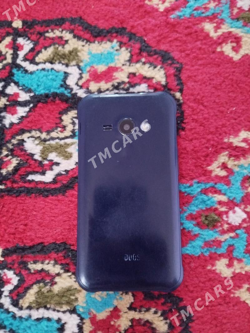 Samsung J1 ace - Şatlyk - img 2