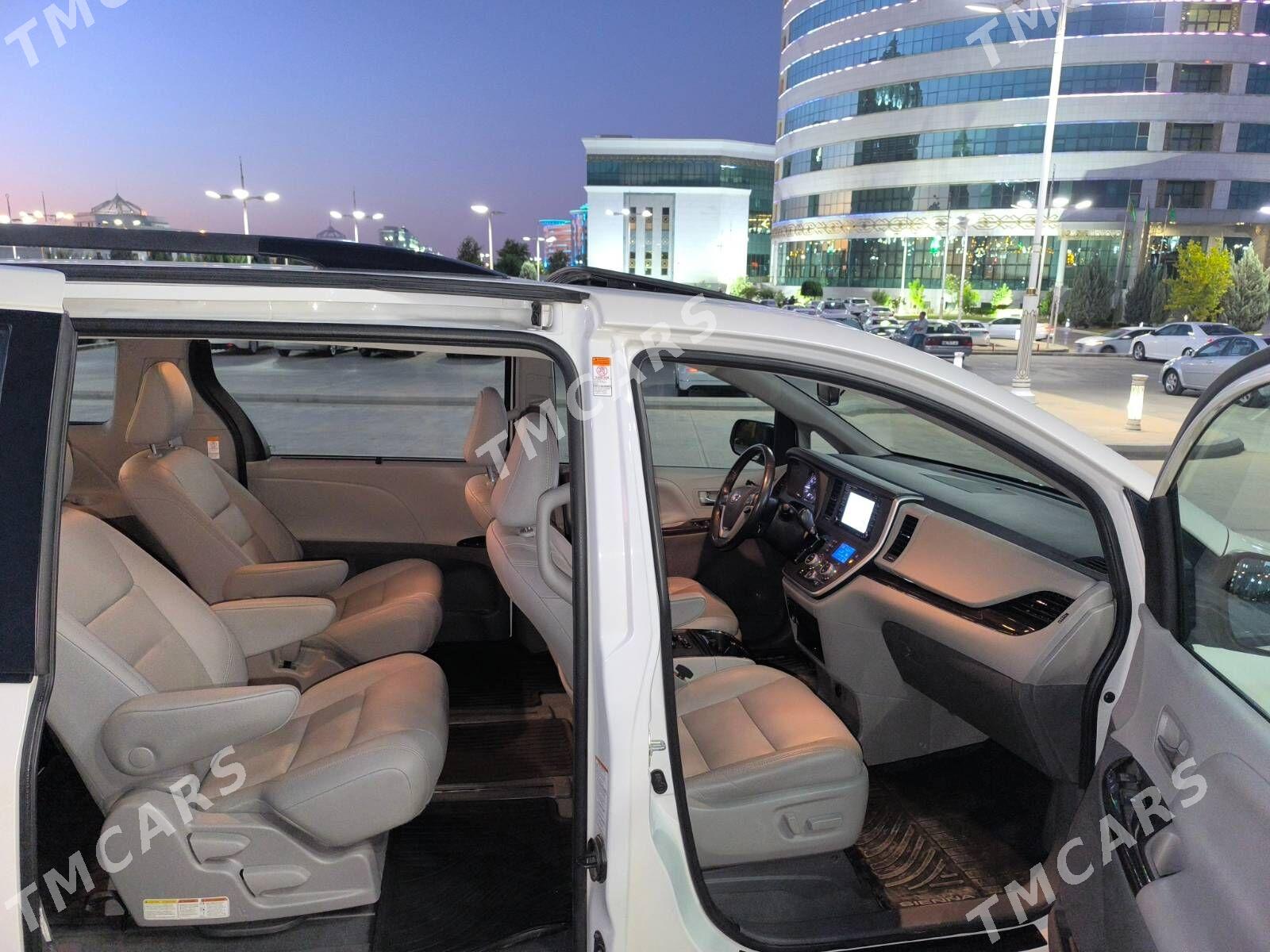 Toyota Sienna 2019 - 540 000 TMT - Ашхабад - img 3