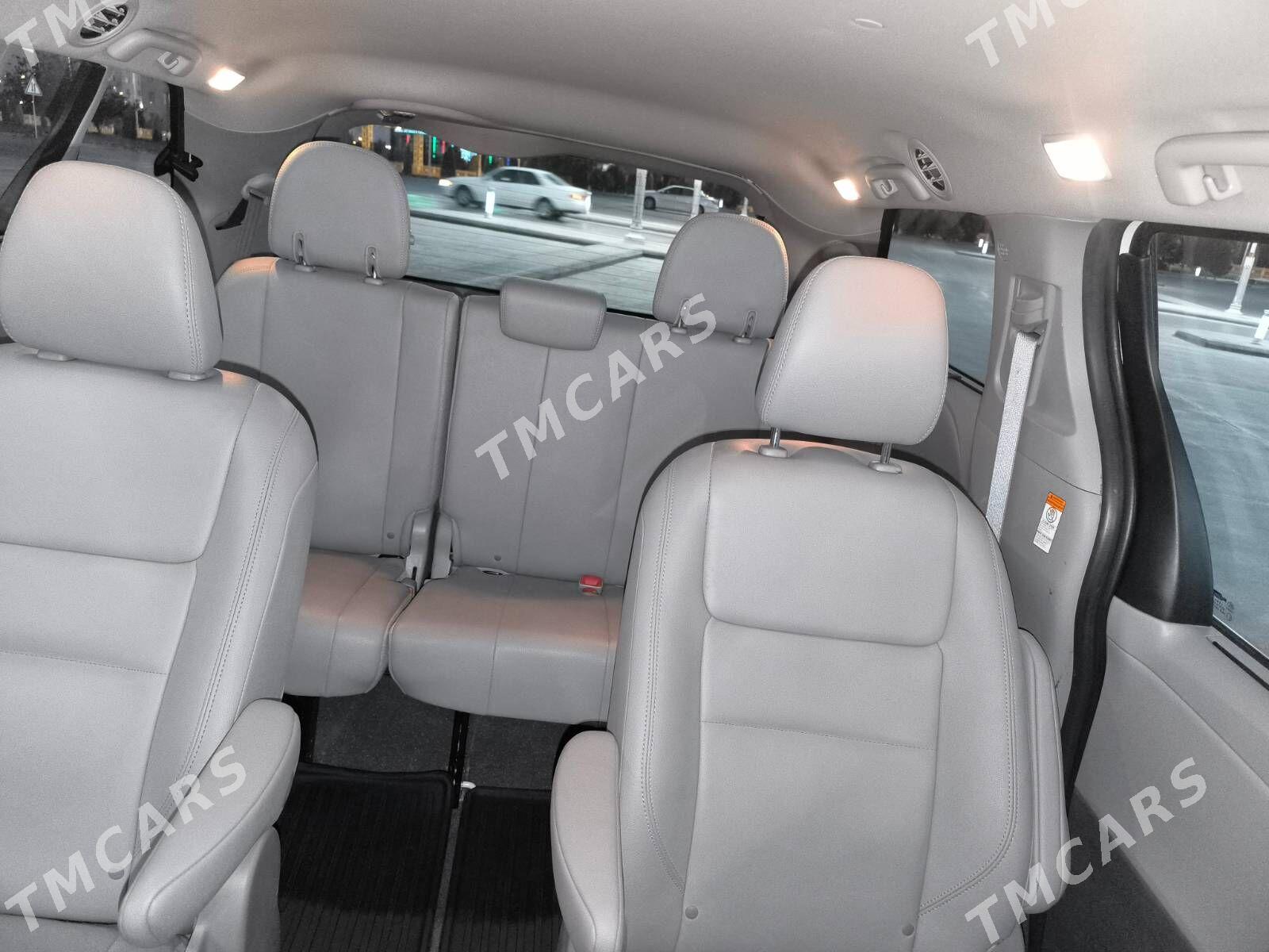 Toyota Sienna 2019 - 540 000 TMT - Ашхабад - img 6