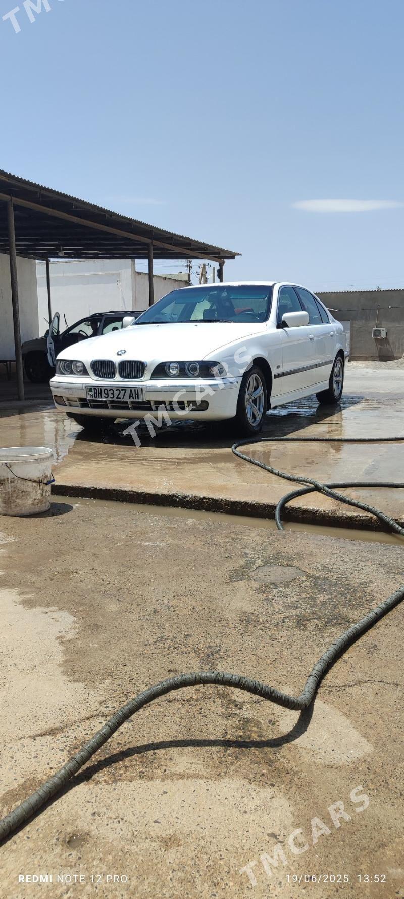 BMW 525 2000 - 85 000 TMT - Теджен - img 3