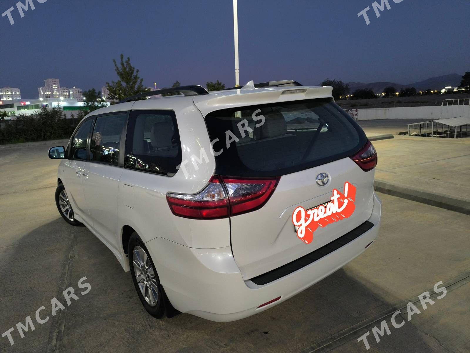 Toyota Sienna 2019 - 540 000 TMT - Ашхабад - img 8