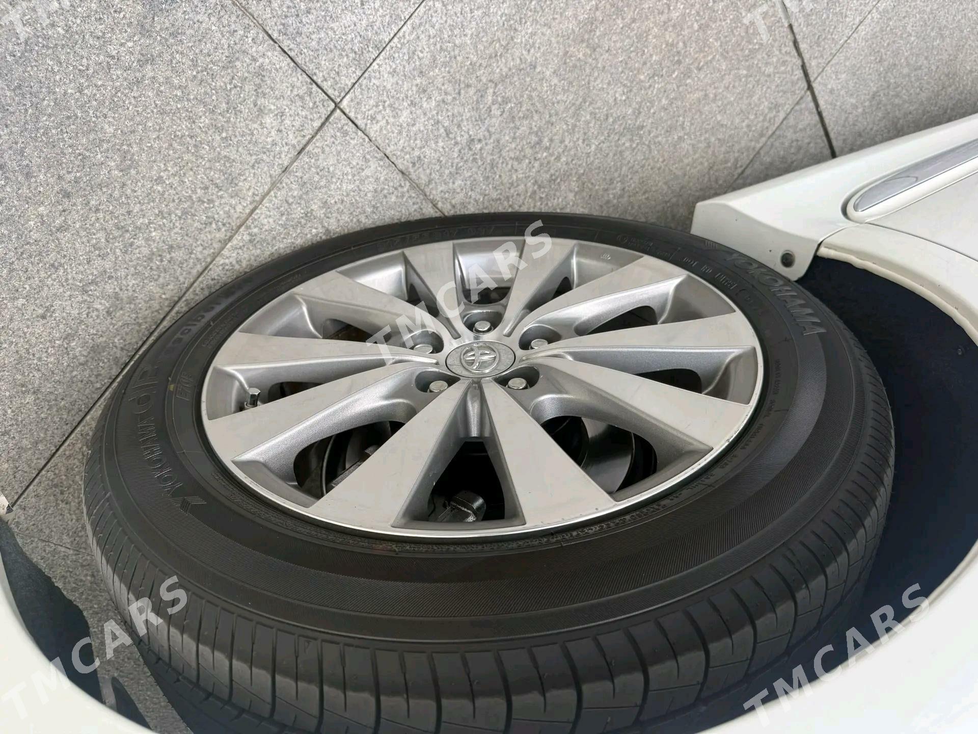 Toyota Avalon 2011 - 340 000 TMT - Туркменабат - img 10