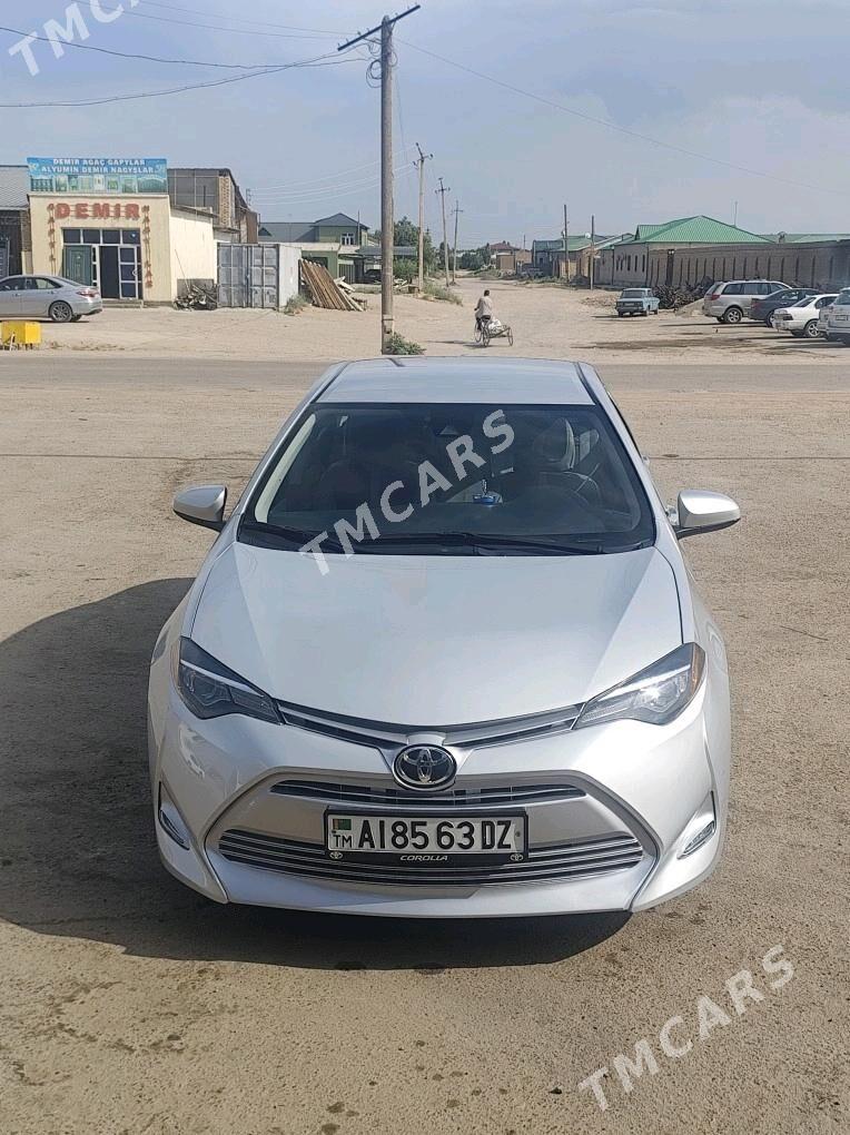 Toyota Corolla 2018 - 225 000 TMT - Губадаг - img 3