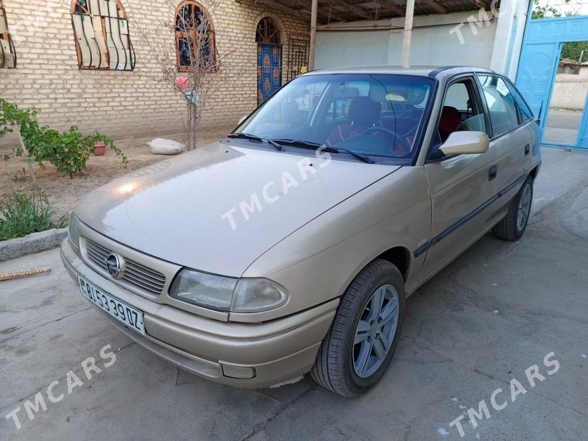 Opel Astra 1995 - 39 000 TMT - Дашогуз - img 2