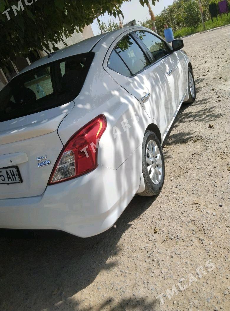 Nissan Versa 2017 - 133 000 TMT - Гёкдепе - img 2