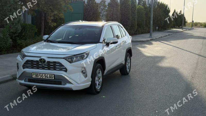 Toyota RAV4 2020 - 435 000 TMT - Ашхабад - img 3