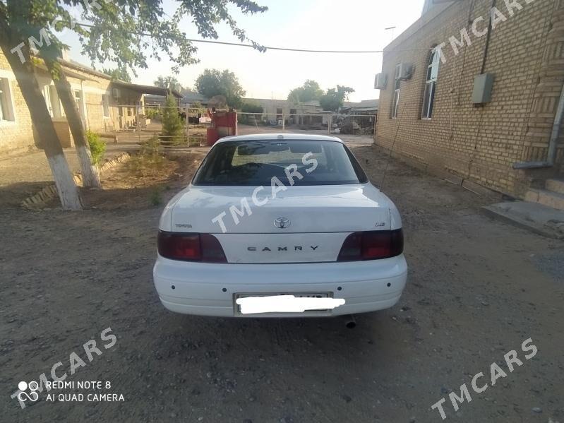 Toyota Camry 1993 - 65 000 TMT - Сакарчага - img 2