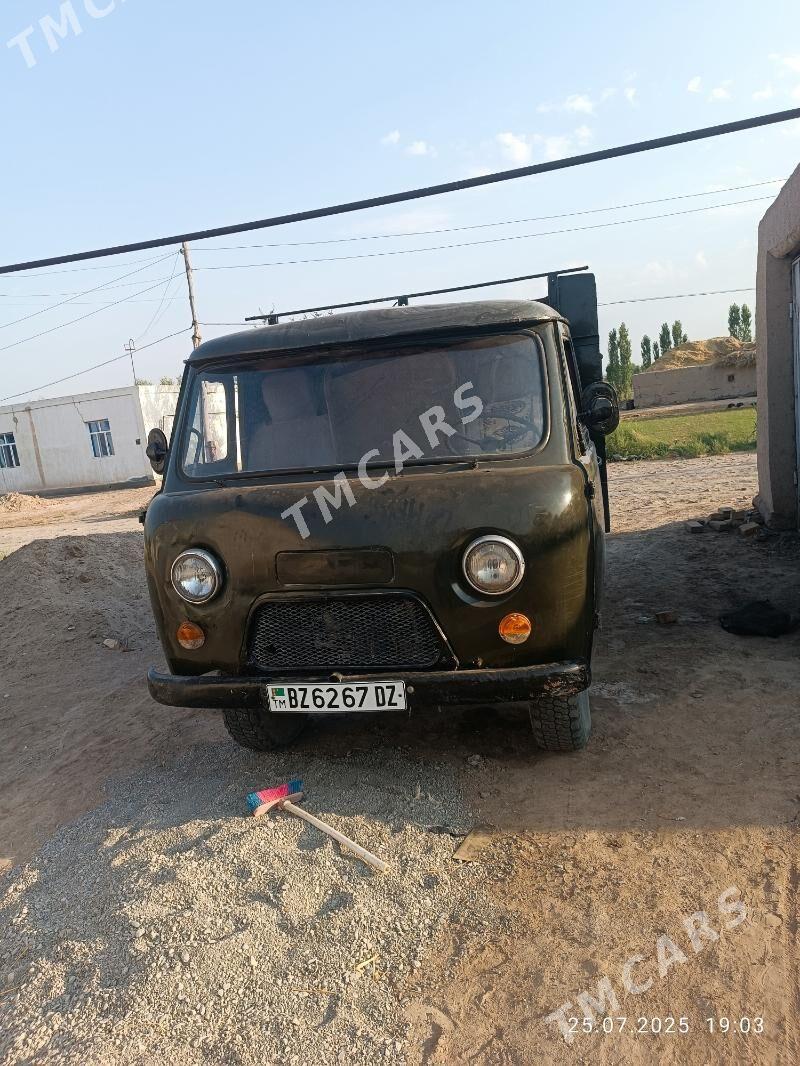 UAZ 452 1981 - 40 000 TMT - Акдепе - img 3