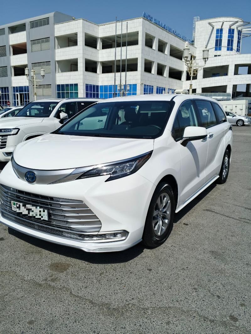 Toyota Sienna 2022 - 540 000 TMT - Aşgabat - img 6
