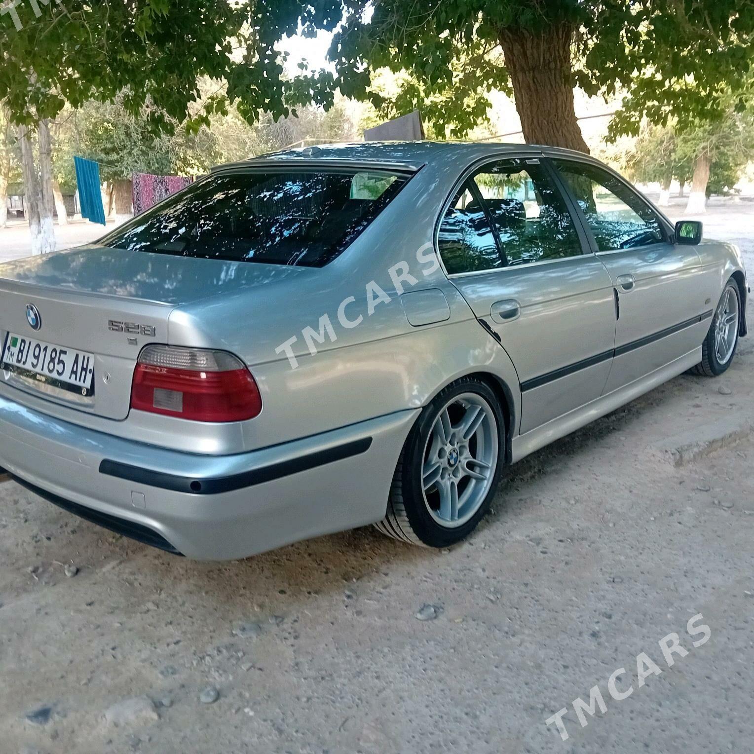 BMW 528 1998 - 100 000 TMT - Кака - img 5