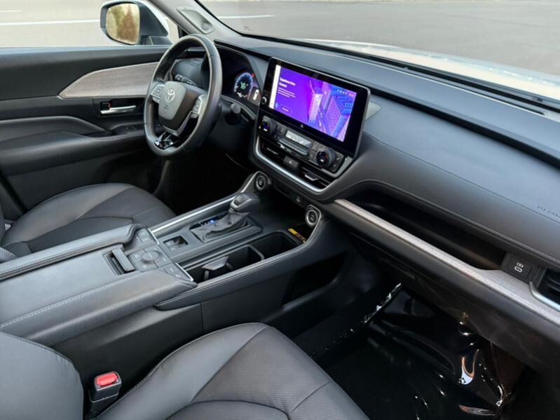 Toyota Highlander 2024 - 745 000 TMT - Ашхабад - img 10