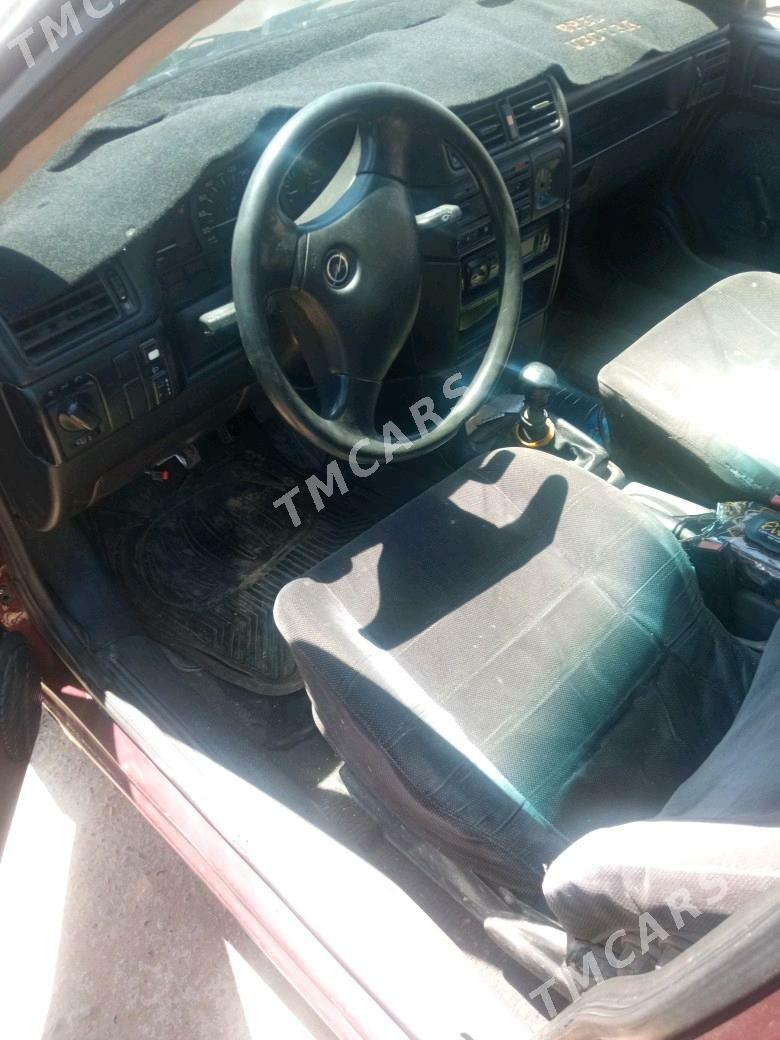 Opel Vectra 1991 - 15 000 TMT - Mary - img 4