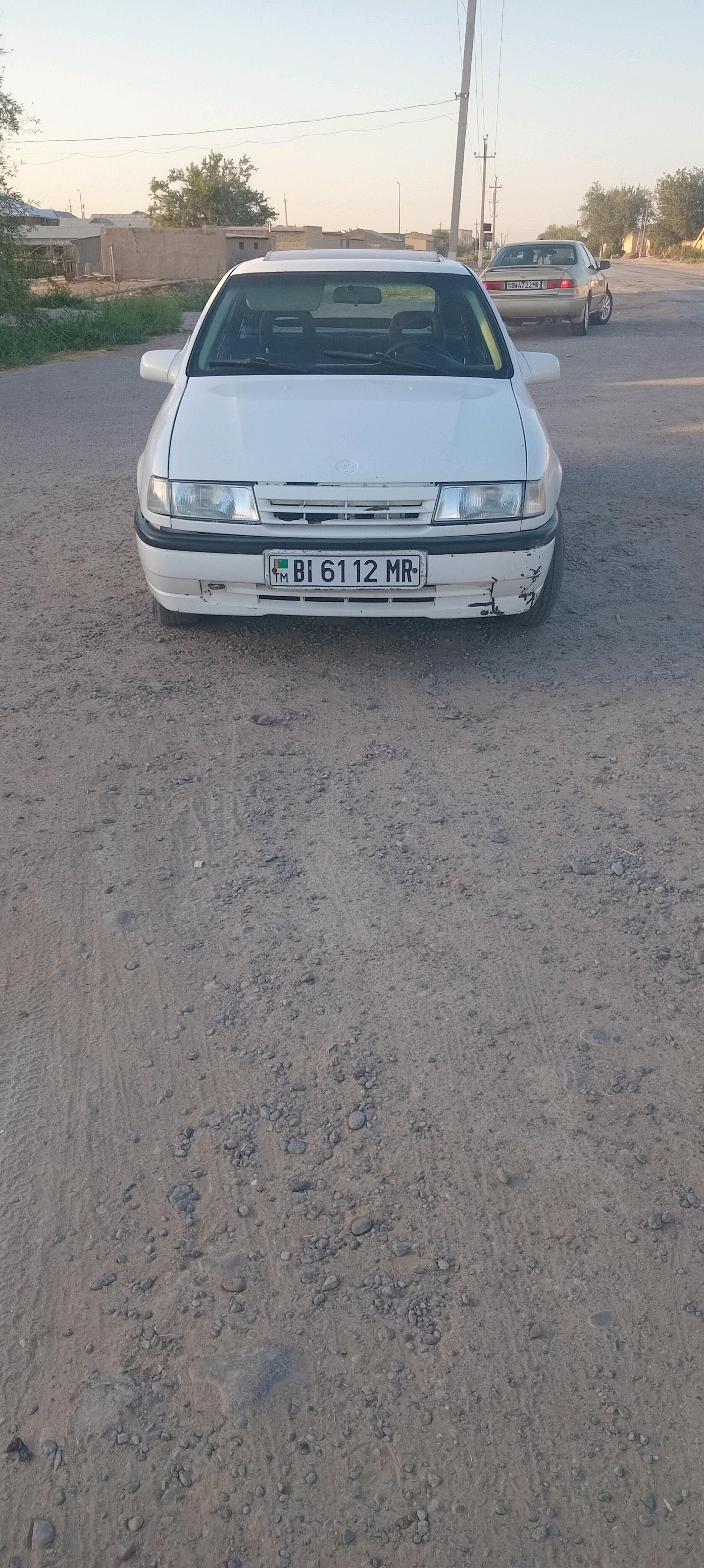 Opel Vectra 1991 - 23 000 TMT - Мургап - img 2