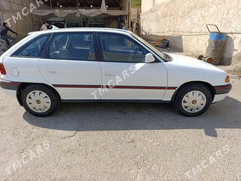 Opel Astra 1993 - 42 000 TMT - Мары - img 2
