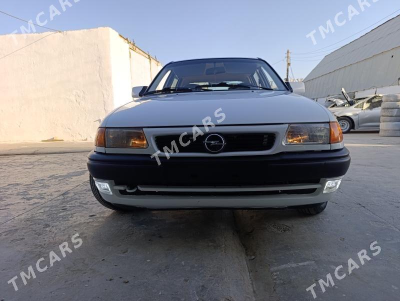 Opel Astra 1993 - 42 000 TMT - Мары - img 5