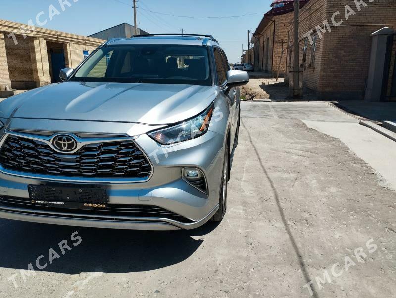 Toyota Highlander 2021 - 530 000 TMT - Türkmenabat - img 2