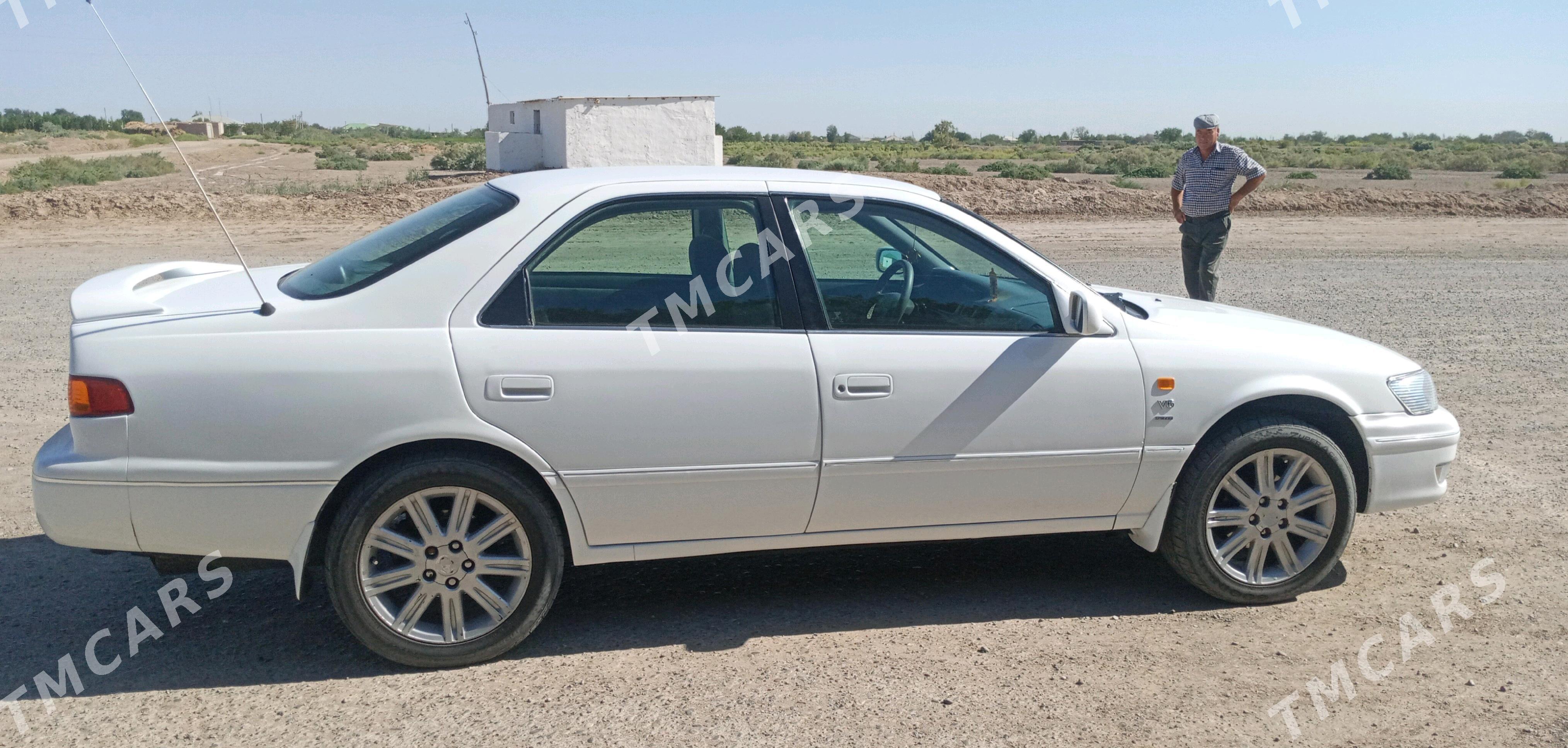 Toyota Camry 2000 - 150 000 TMT - Görogly (Tagta) - img 4