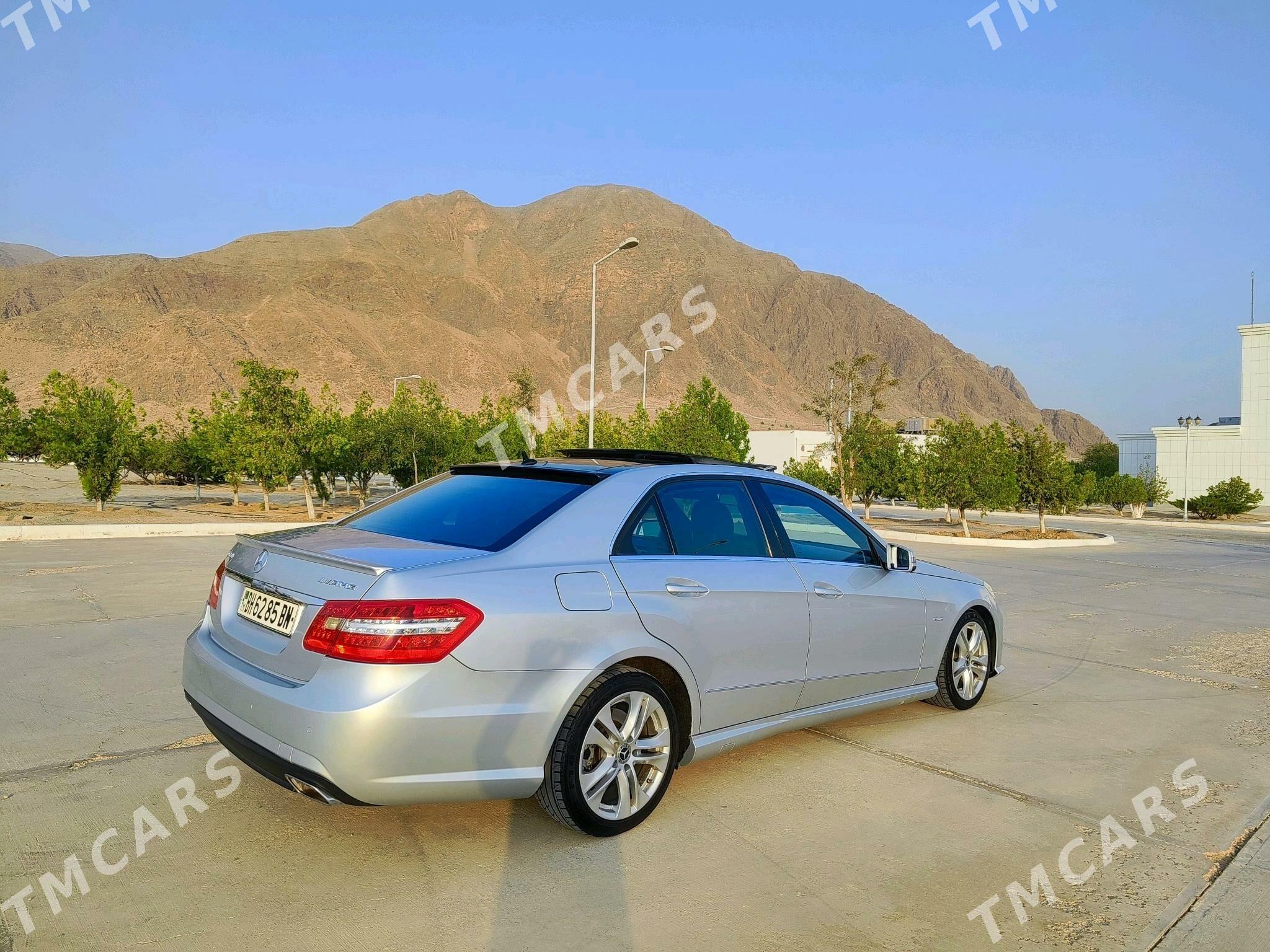 Mercedes-Benz E350 2010 - 310 000 TMT - Балканабат - img 4