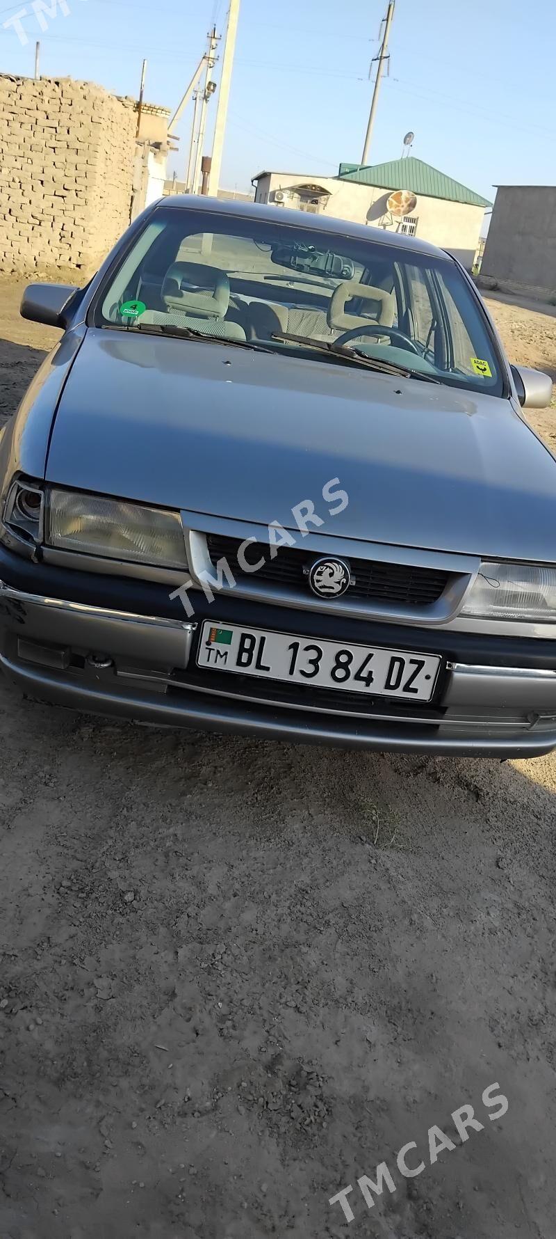 Opel Vectra 1995 - 30 000 TMT - Дашогуз - img 3