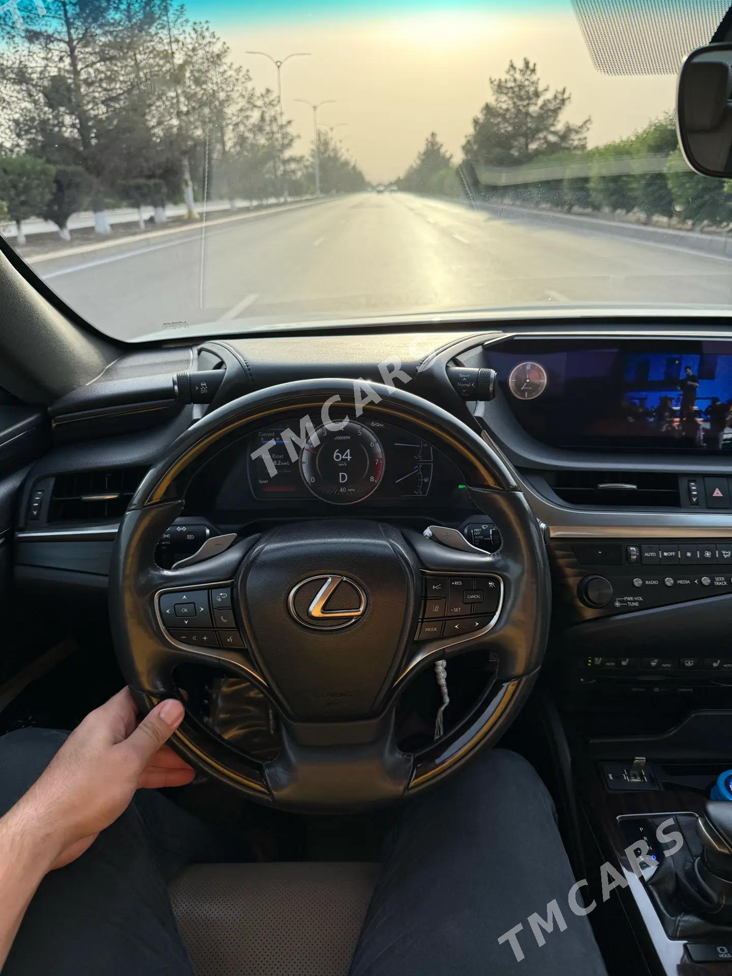 Lexus ES 350 2019 - 490 000 TMT - Мары - img 7