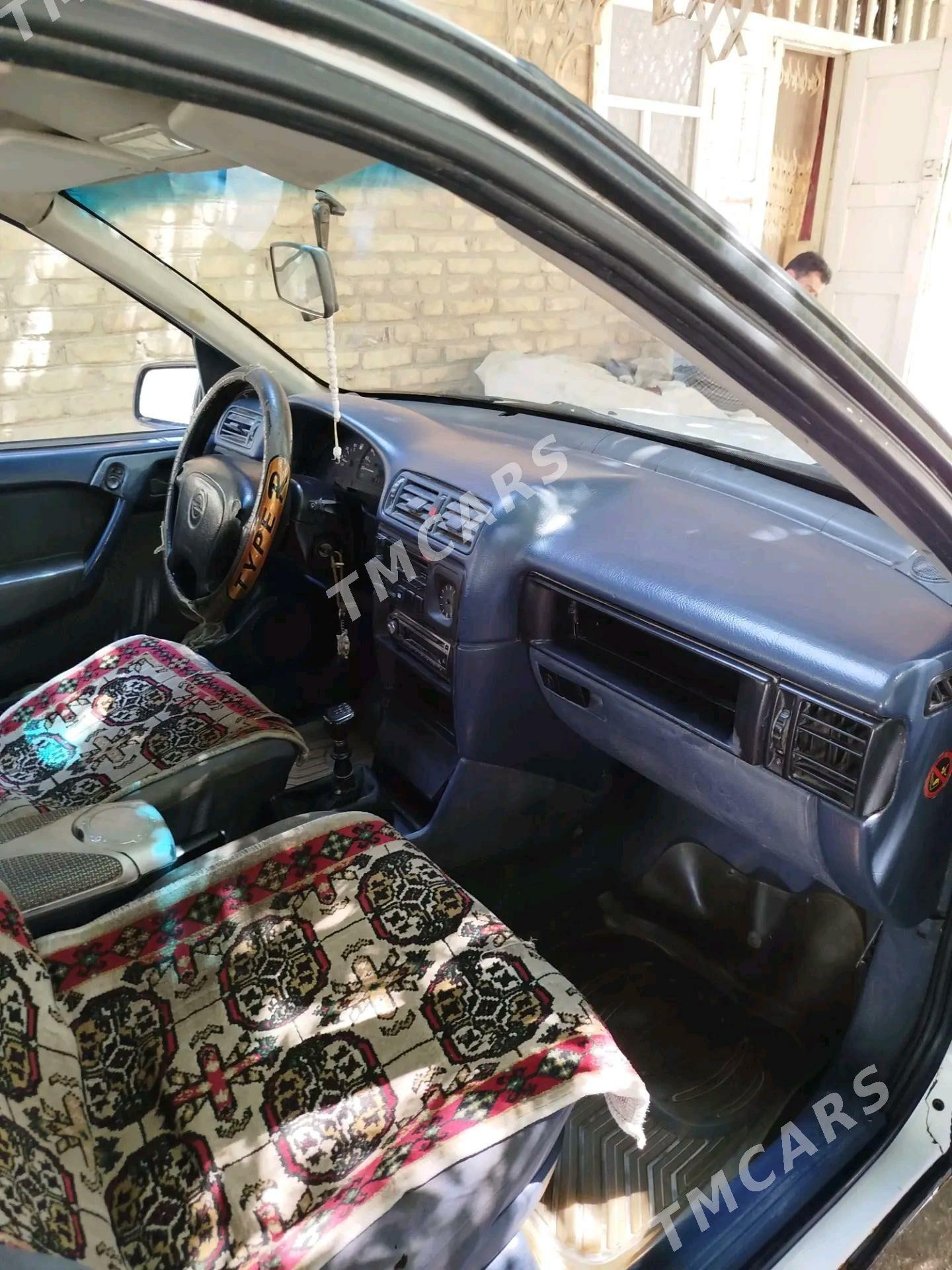 Opel Vectra 1993 - 30 000 TMT - Дашогуз - img 2