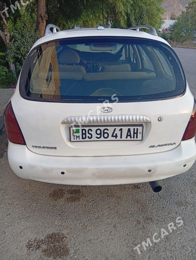 Hyundai Elantra 2000 - 35 000 TMT - Bäherden - img 2