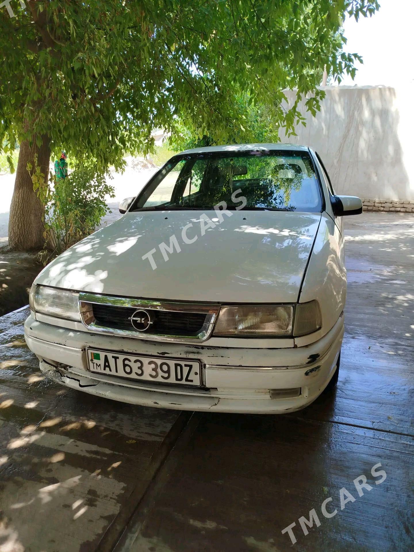 Opel Vectra 1993 - 30 000 TMT - Дашогуз - img 4