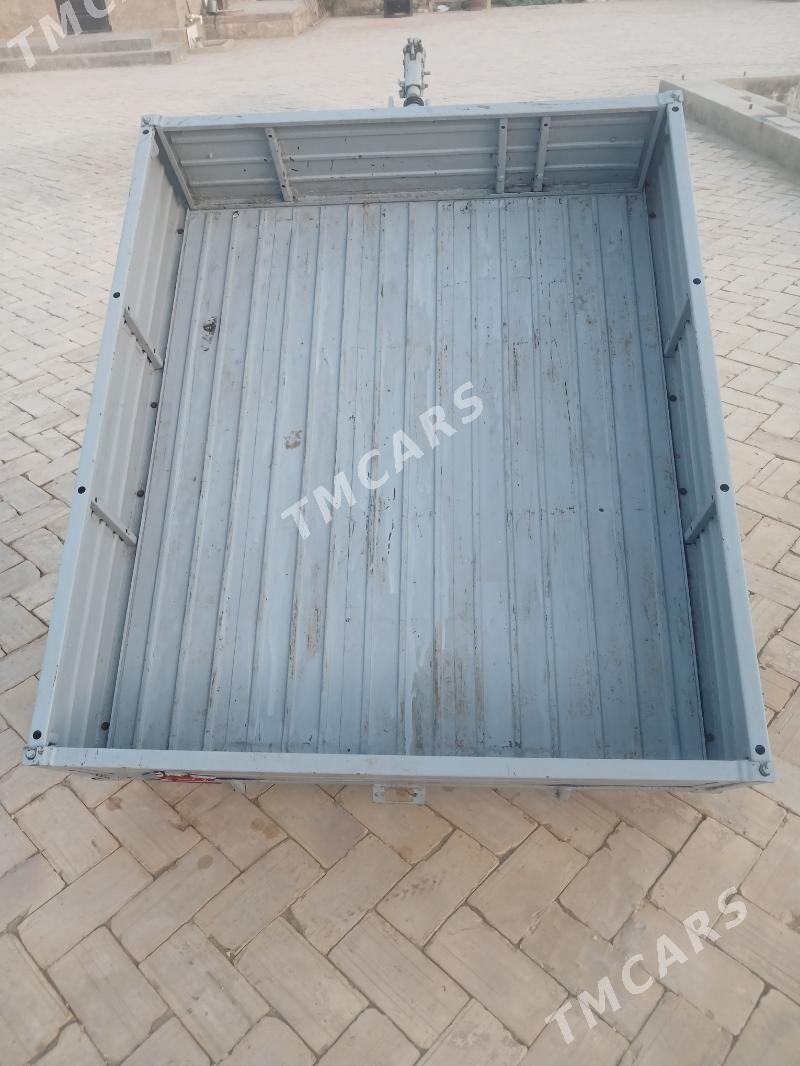 Toyota Camry 2022 - 4 000 TMT - Байрамали - img 4