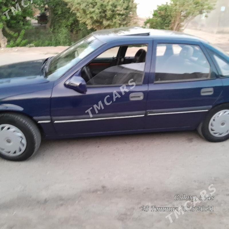 Opel Vectra 1992 - 27 000 TMT - Мары - img 3