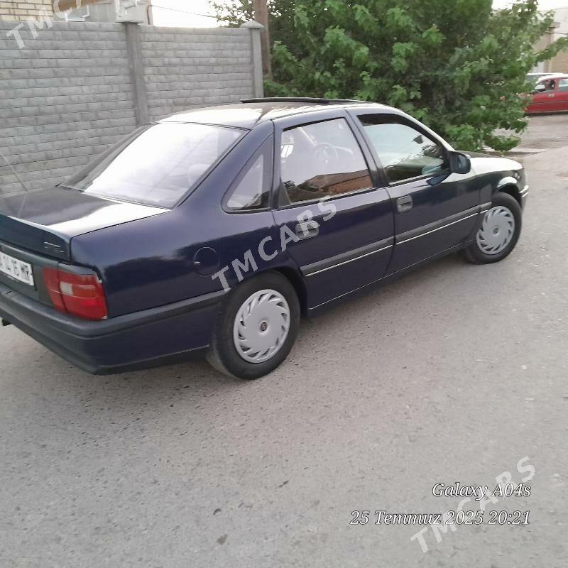 Opel Vectra 1992 - 27 000 TMT - Мары - img 5