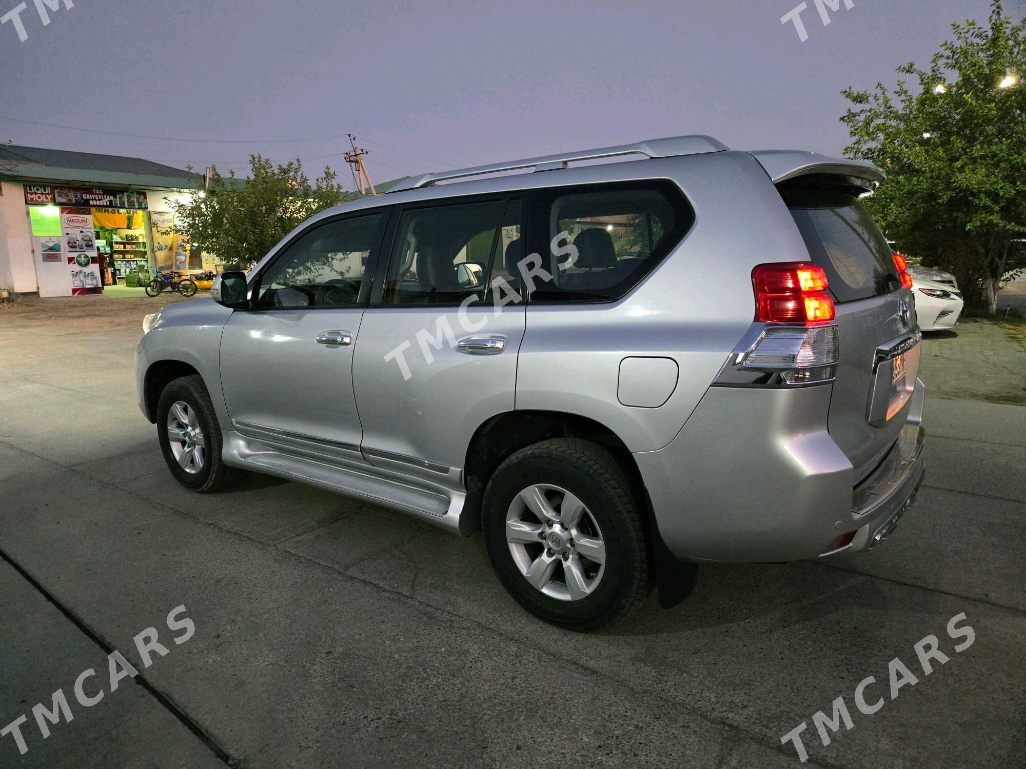 Toyota Land Cruiser Prado 2013 - 475 000 TMT - Туркменабат - img 2