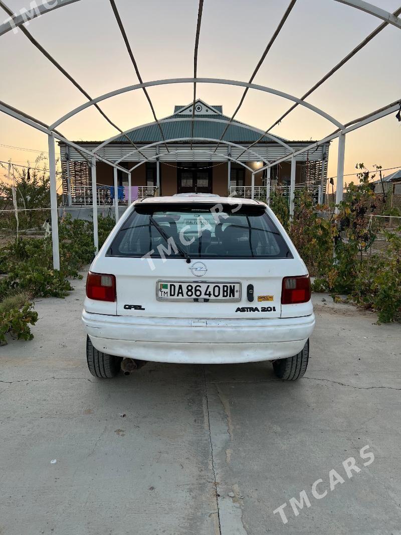 Opel Astra 1993 - 40 000 TMT - Gyzylarbat - img 2