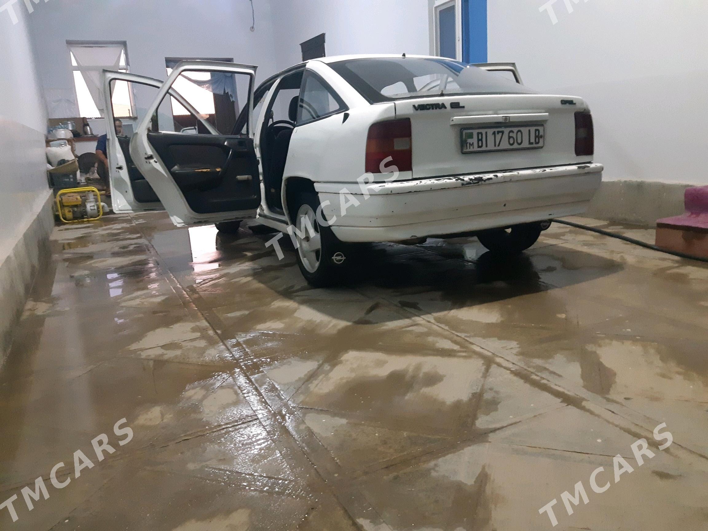 Opel Vectra 1991 - 17 000 TMT - Kerki - img 2