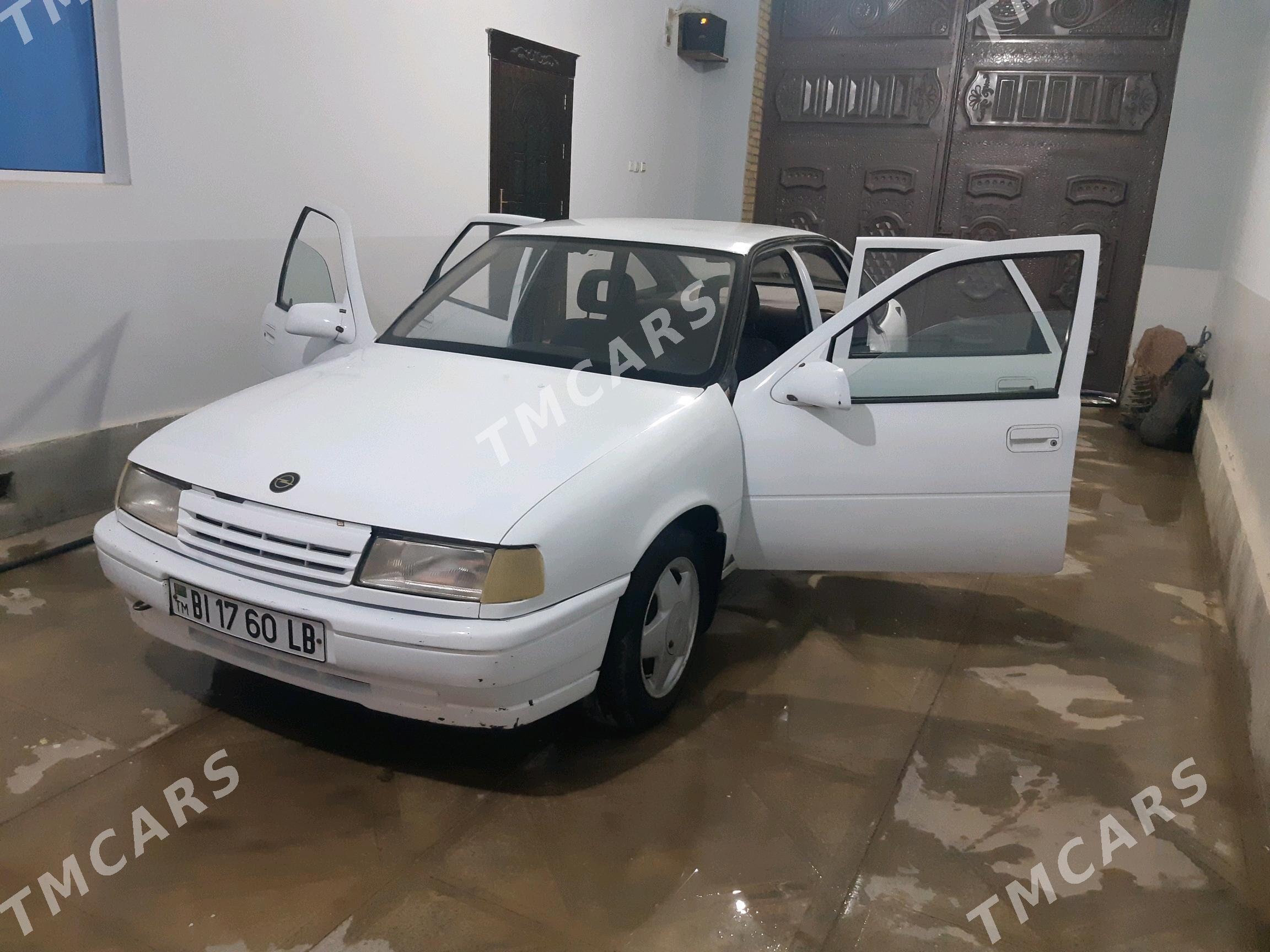 Opel Vectra 1991 - 17 000 TMT - Kerki - img 3