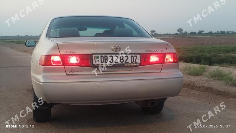Toyota Camry 2000 - 165 000 TMT - Дашогуз - img 5