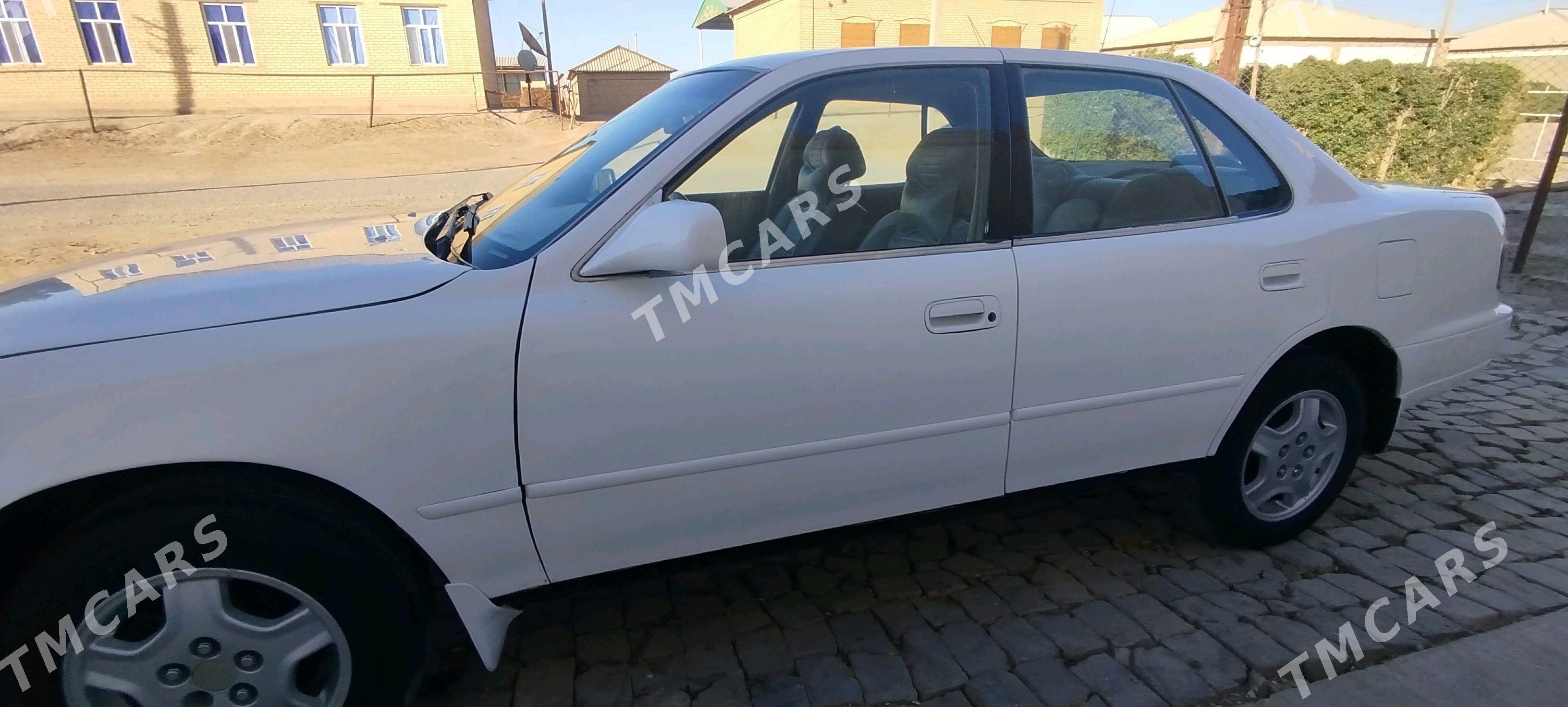Toyota Camry 1993 - 88 000 TMT - Сакарчага - img 4