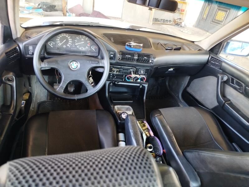 BMW 525 1990 - 50 000 TMT - Байрамали - img 4