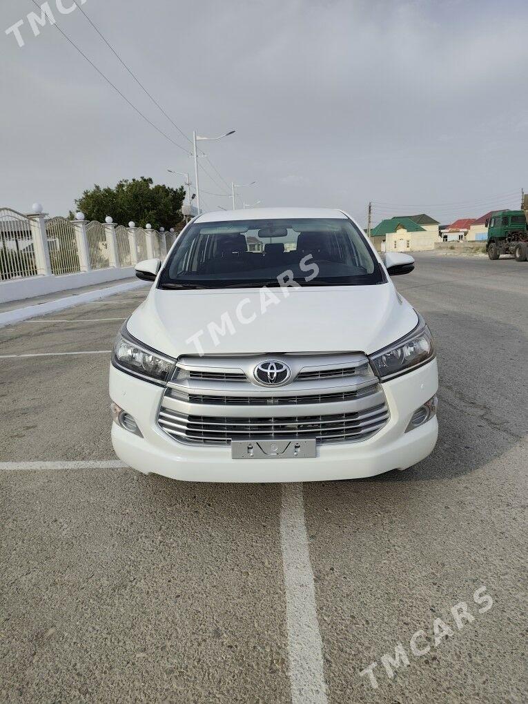 Toyota Innova 2020 - 260 000 TMT - Балканабат - img 5