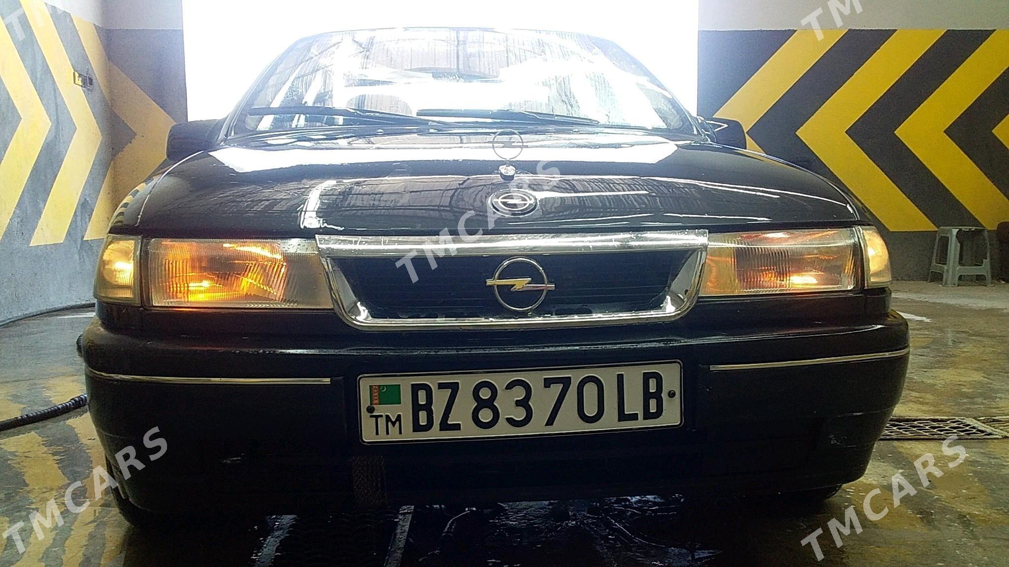 Opel Vectra 1991 - 32 000 TMT - Чарджоу - img 3