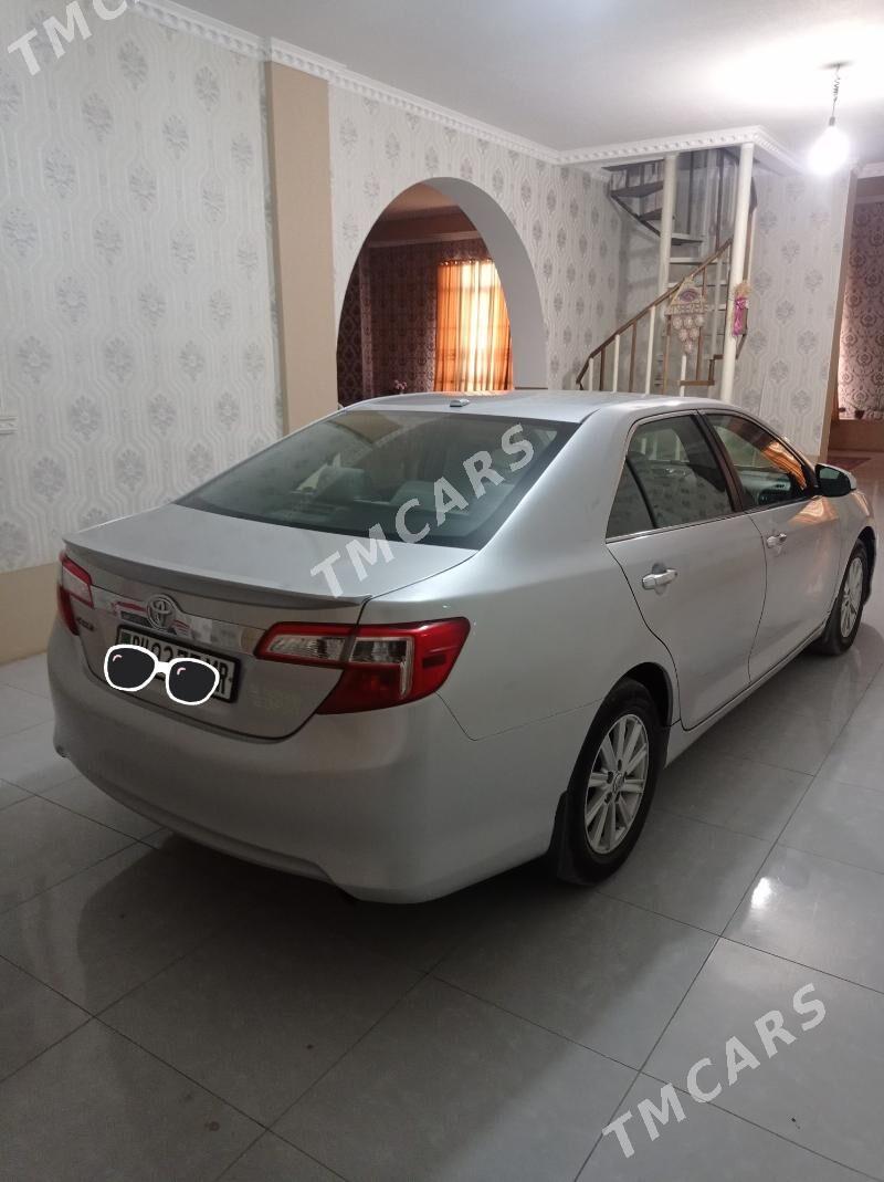 Toyota Camry 2013 - 200 000 TMT - Мары - img 5