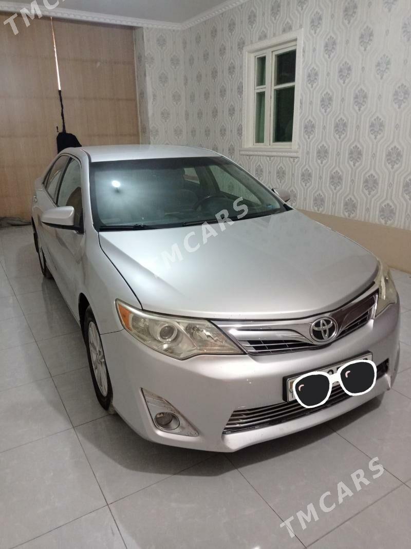 Toyota Camry 2013 - 200 000 TMT - Мары - img 3