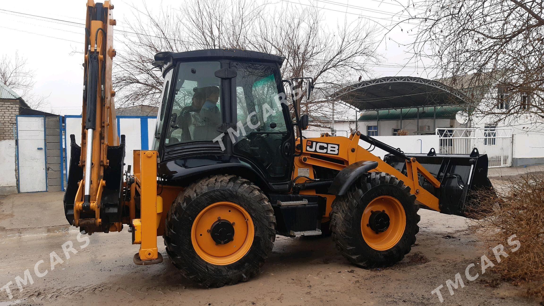JCB 4CX ECO 2007 - 590 000 TMT - Aşgabat - img 4